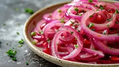 私は玉ねぎのピクルスをいつもこの方法で作ります。カリッとしていて、とても美味しいんです