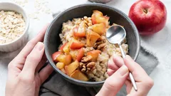 オートミールの最適な食べ方：栄養士が最も健康的な方法を伝授